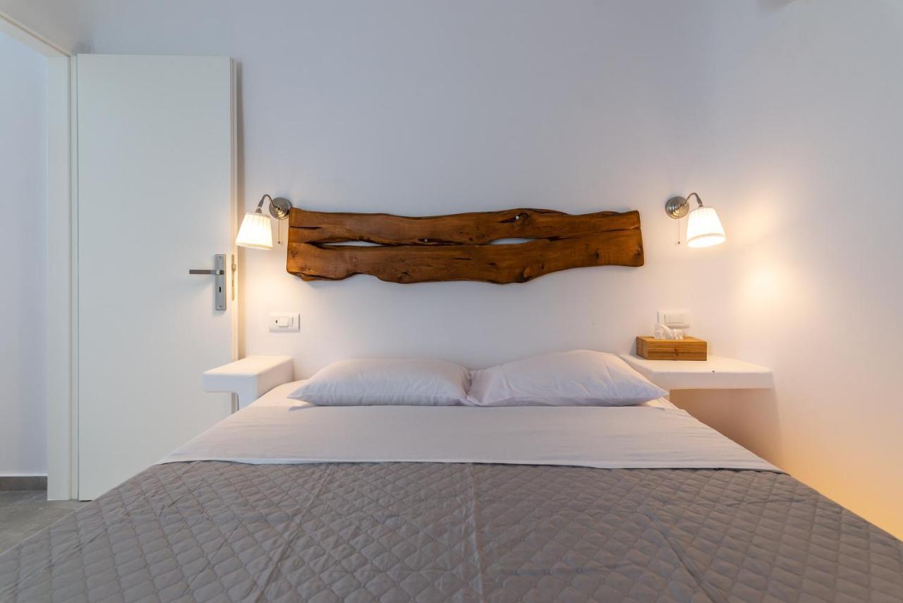 Miramare Suites Mykonos Merchia Beach Bagian luar foto