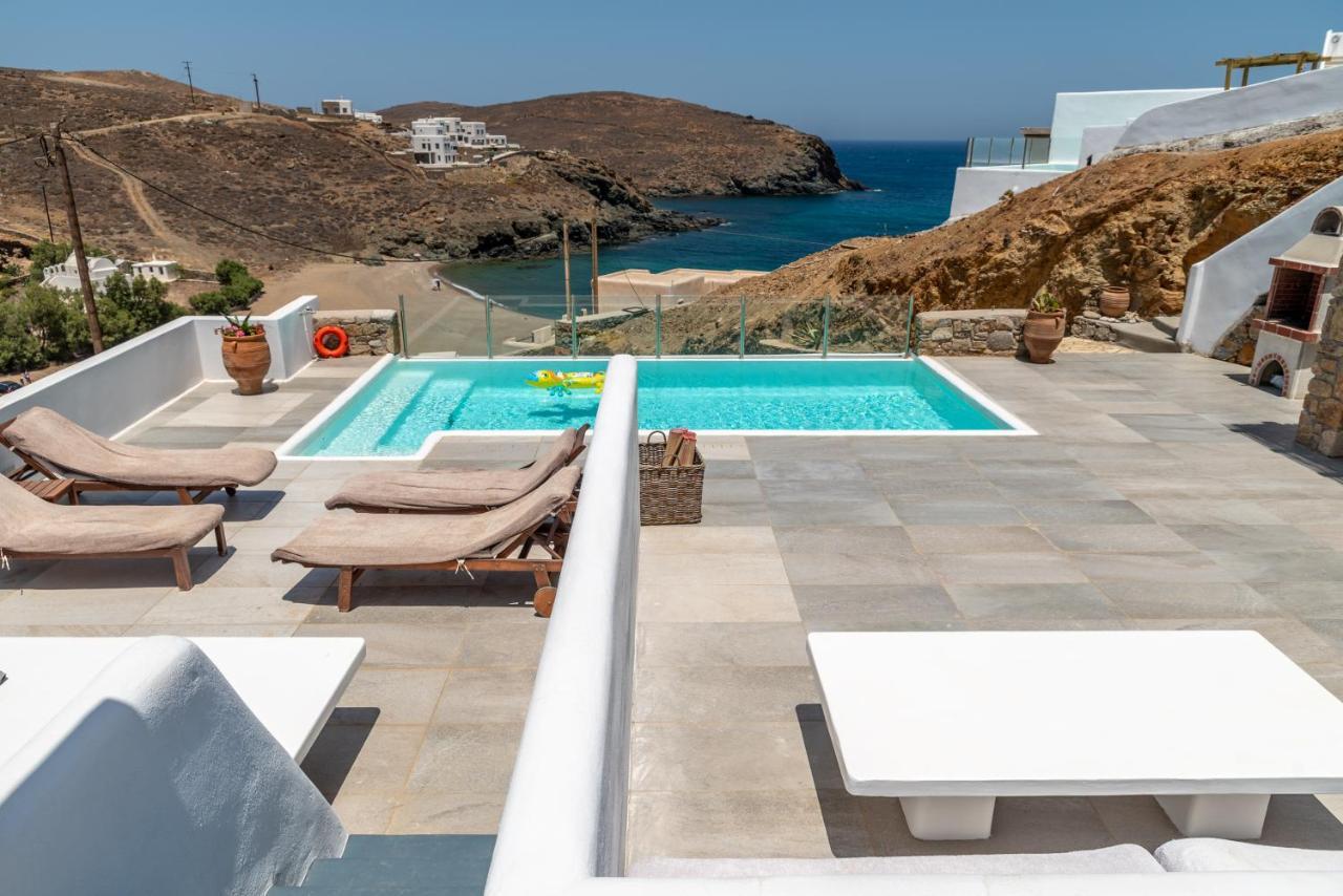 Miramare Suites Mykonos Merchia Beach Bagian luar foto