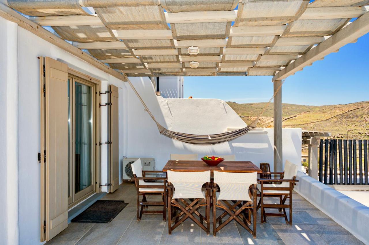 Miramare Suites Mykonos Merchia Beach Bagian luar foto