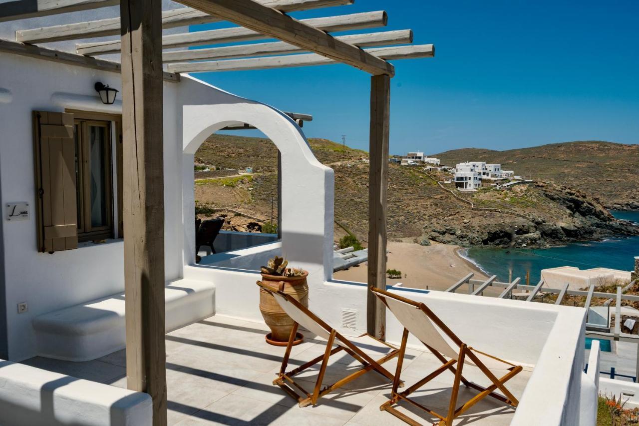 Miramare Suites Mykonos Merchia Beach Bagian luar foto