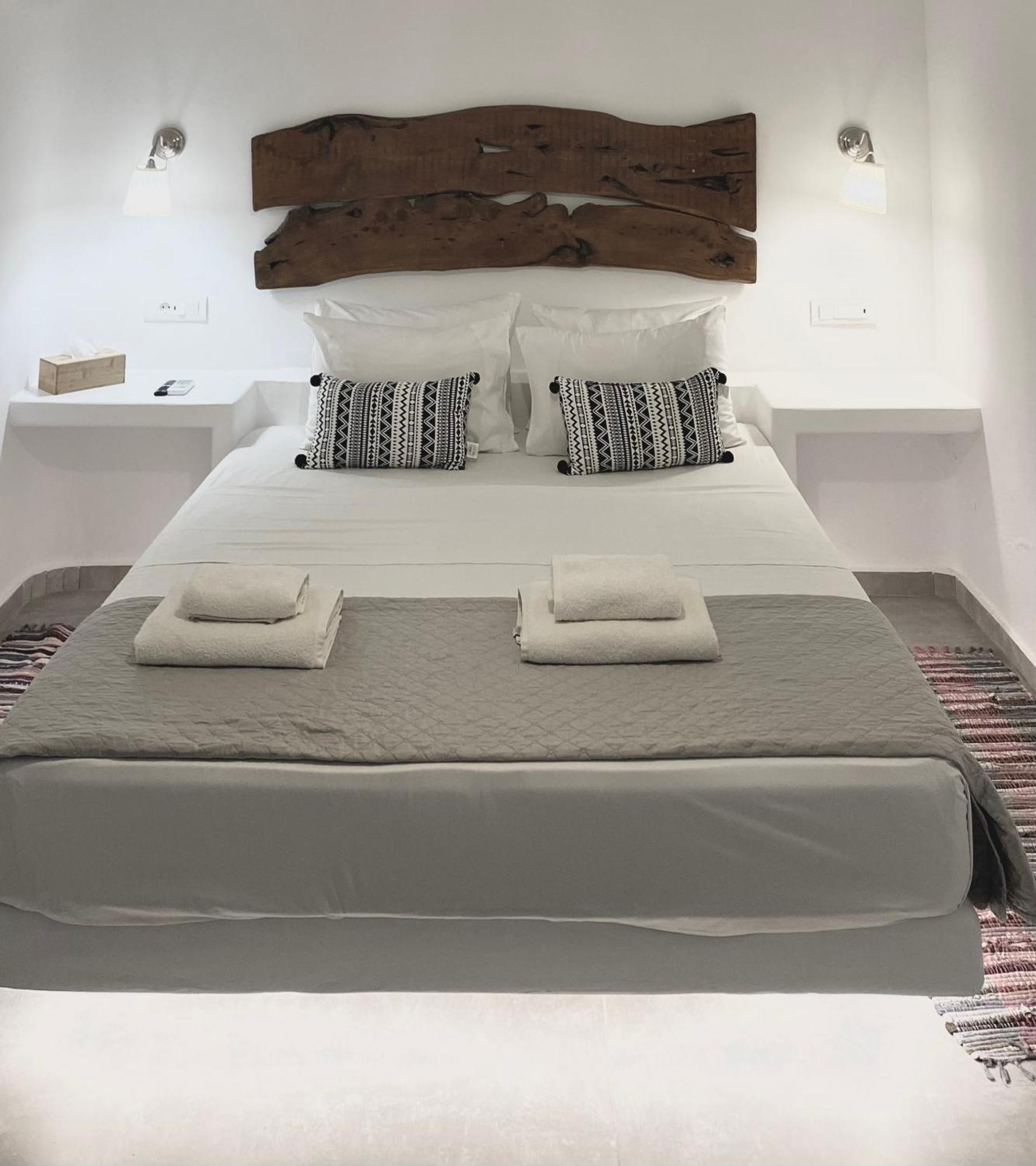 Miramare Suites Mykonos Merchia Beach Bagian luar foto