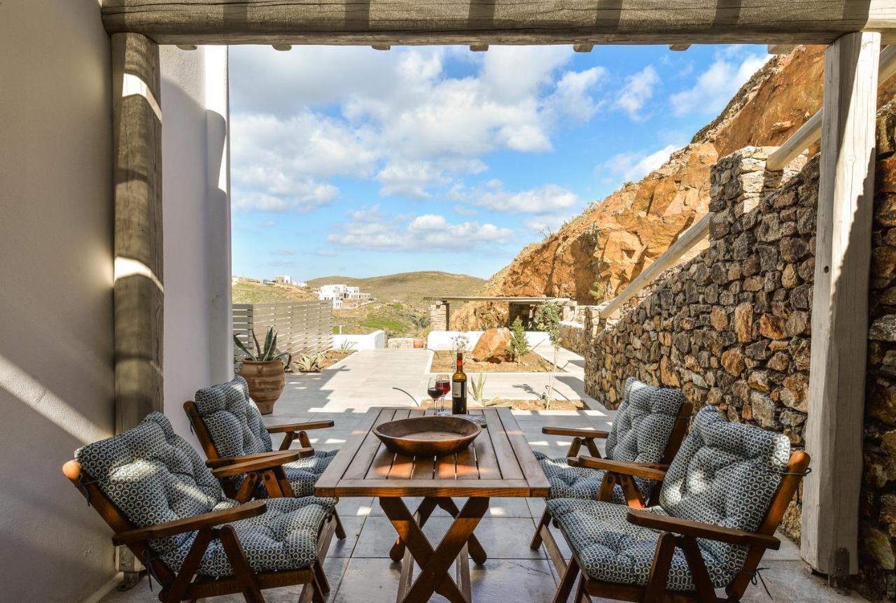 Miramare Suites Mykonos Merchia Beach Bagian luar foto